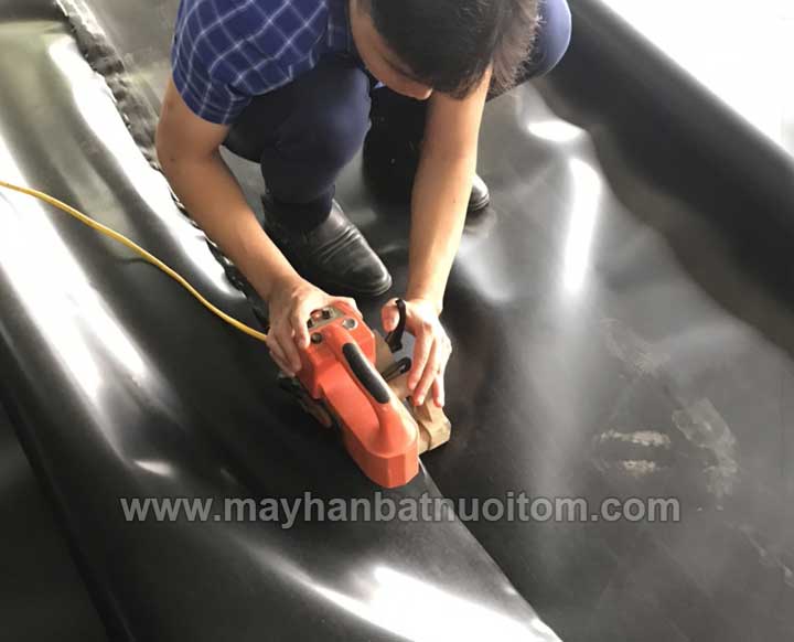 Máy hàn bạt nhựa HDPE G615