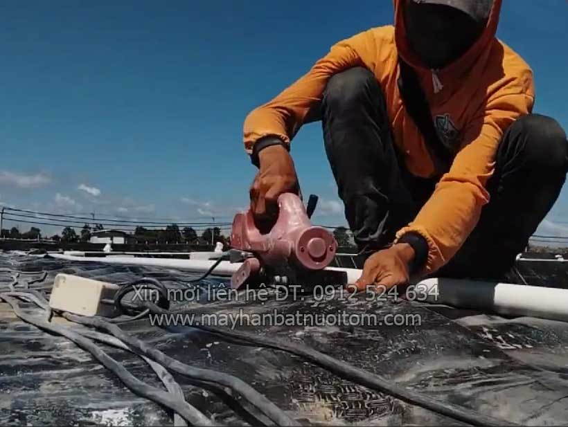 Máy hàn bạt HDPE ao nuôi tôm LST800