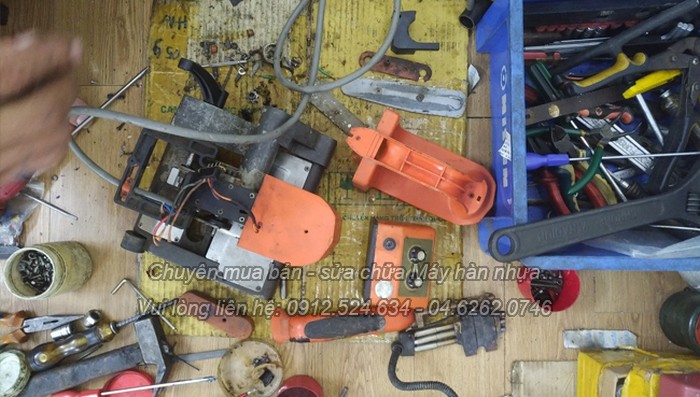 Sửa chữa máy hàn bạt HDPE 